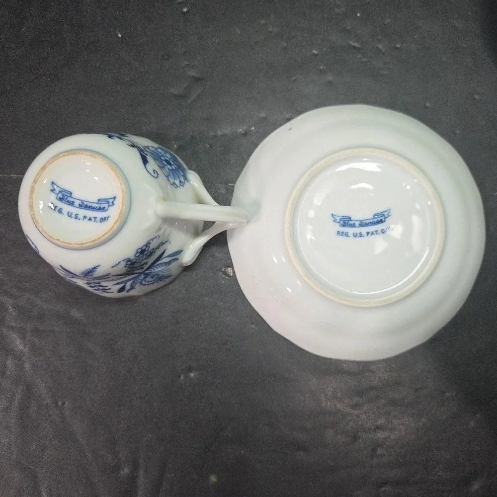Blue Danube Onion Tea Cups & Saucers, Set of 4, Original Ribbon Banner Backstamp